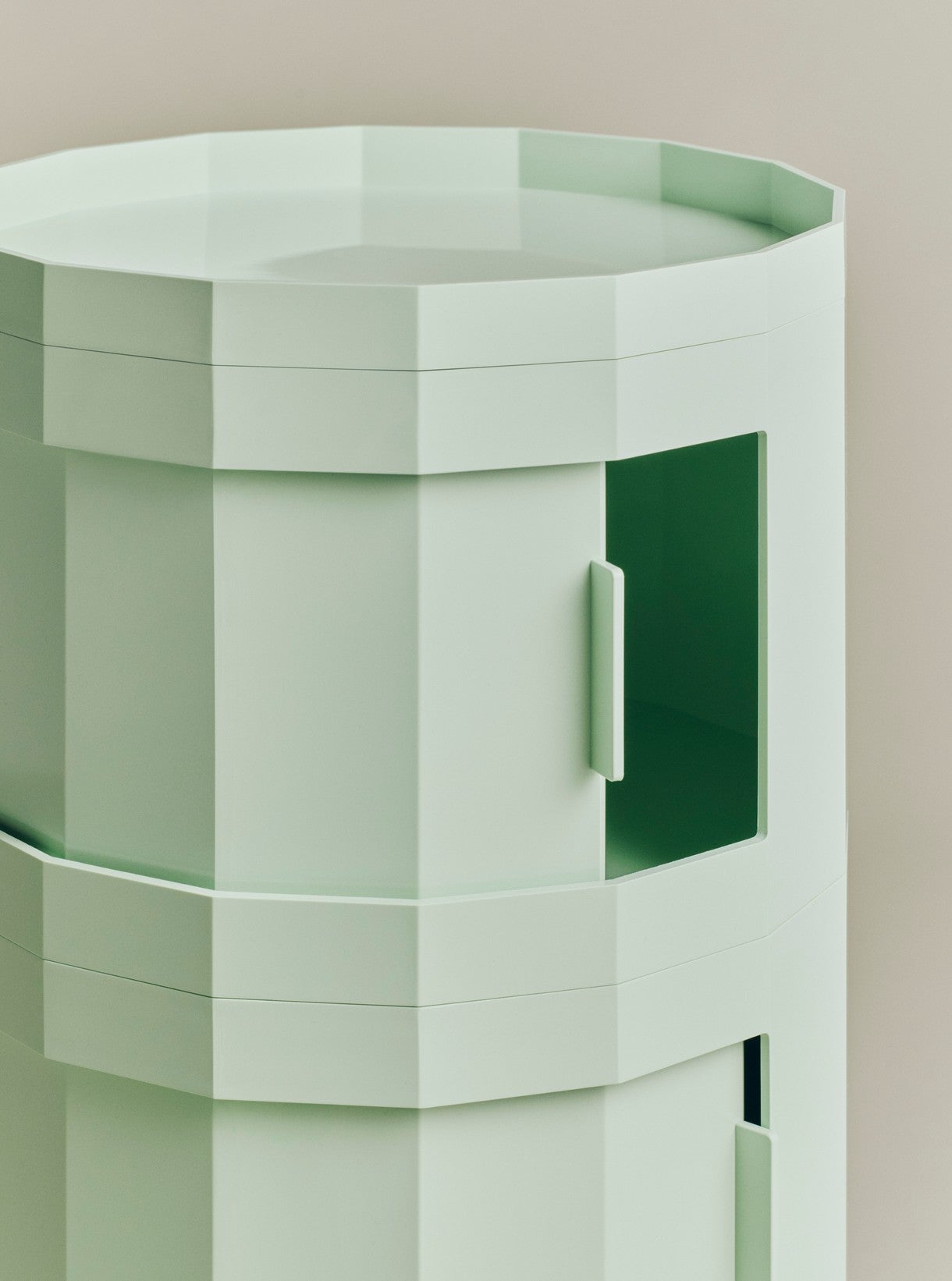Facet Cabinet 110