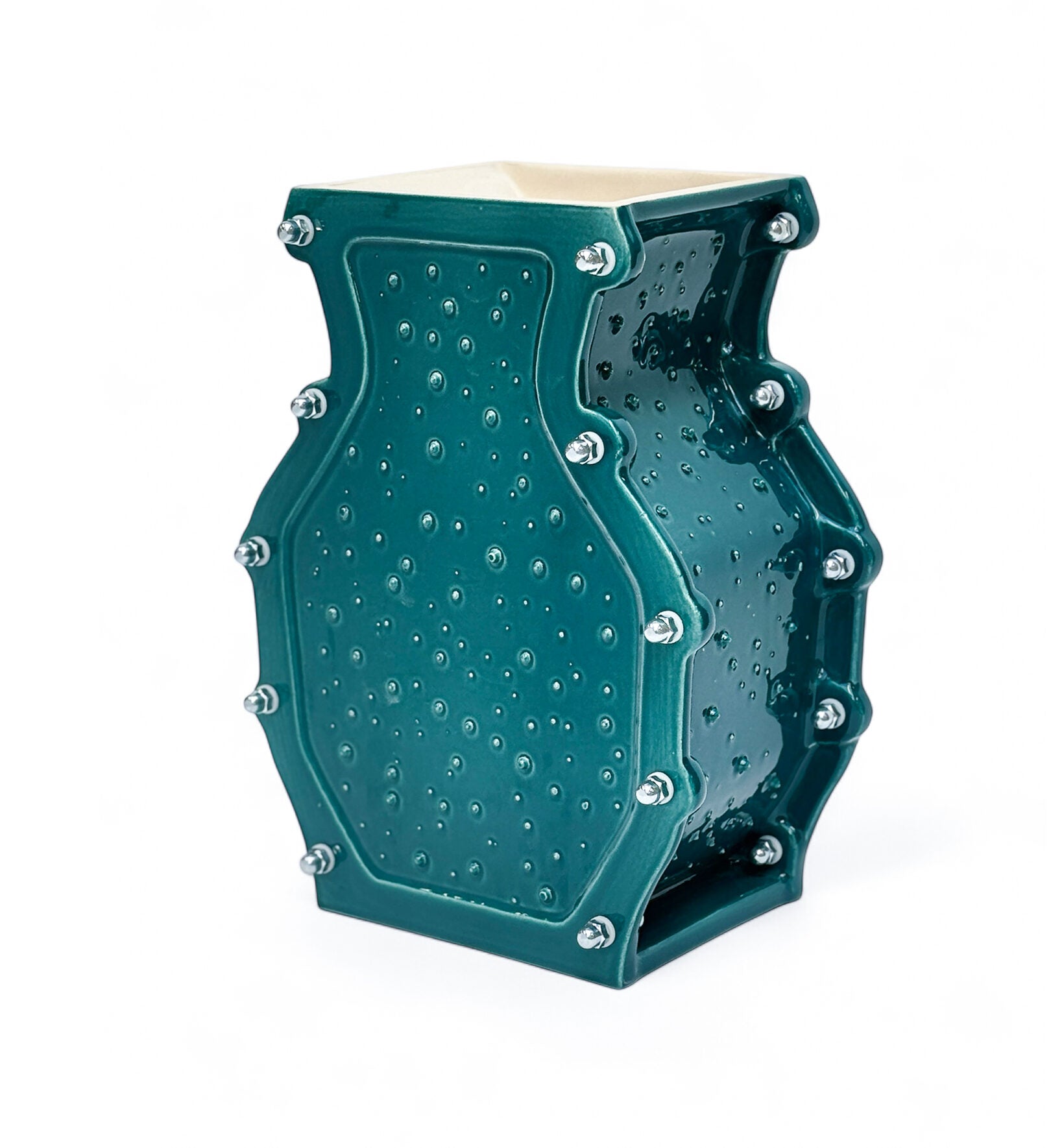 vaas Gear 'Chanching the Mould”