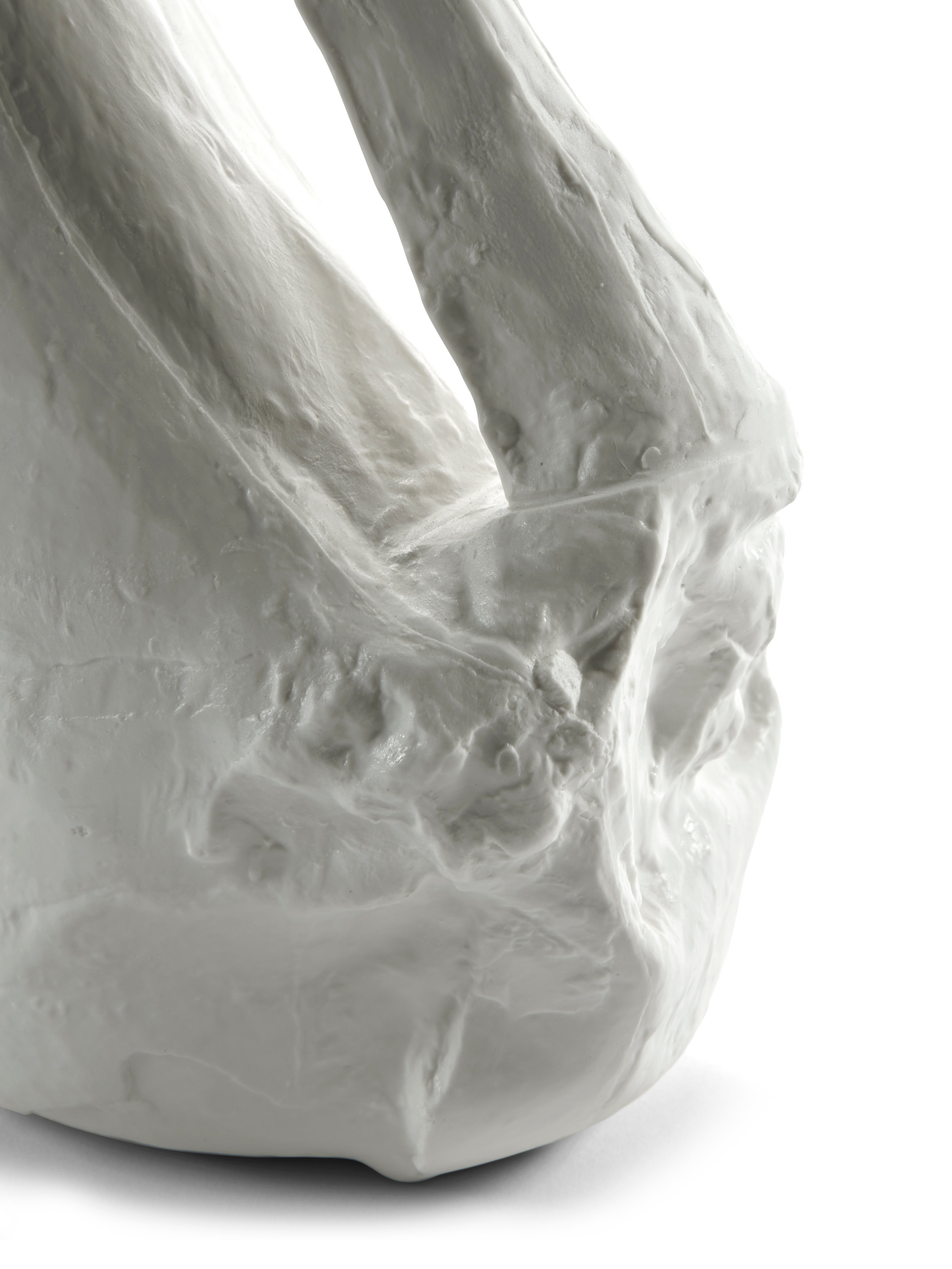 karaf II Gebroken Wit by white dirt artifacts