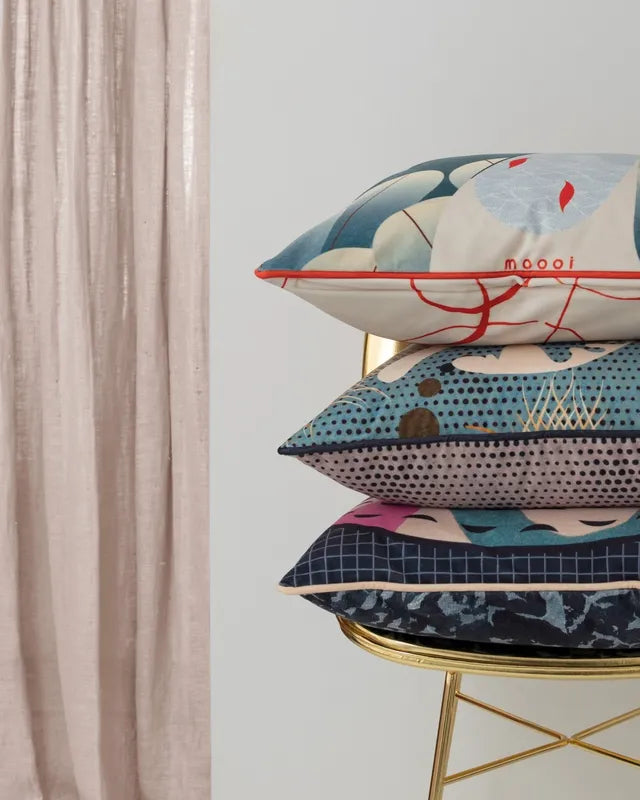 Armoured Boar sierkussen 50 x 50 cm.