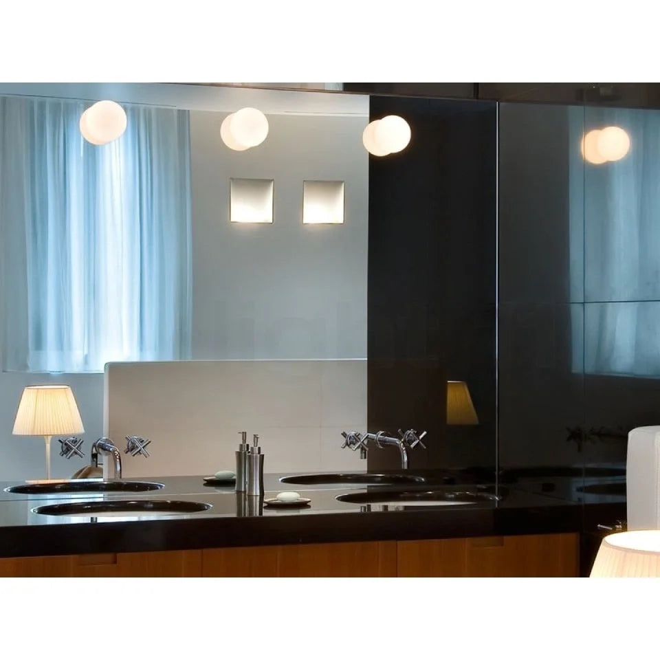 Flos plafond- en wandlamp Glo-Ball Mini