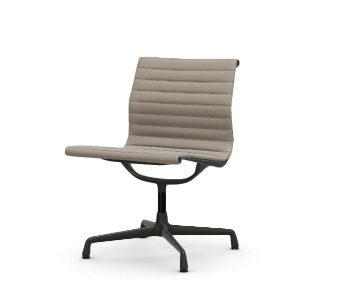 vitra Eames Aluminium Chair EA 105 - Conference - leder - sand leder - gecoat diepzwart onderstel