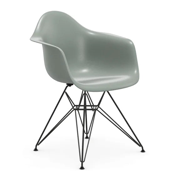 vitra Eames Fiberglass Armchair DAR - zwart onderstel - sea foam green