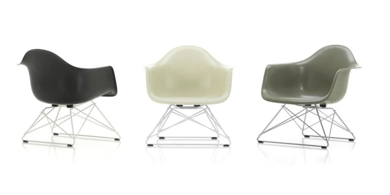 vitra Eames Fiberglass Armchair LAR - verchroomd onderstel