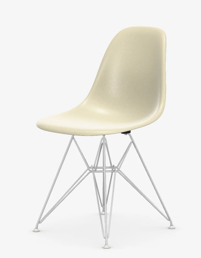 vitra Eames Fiberglass Side chair DSR - wit onderstel - parchment