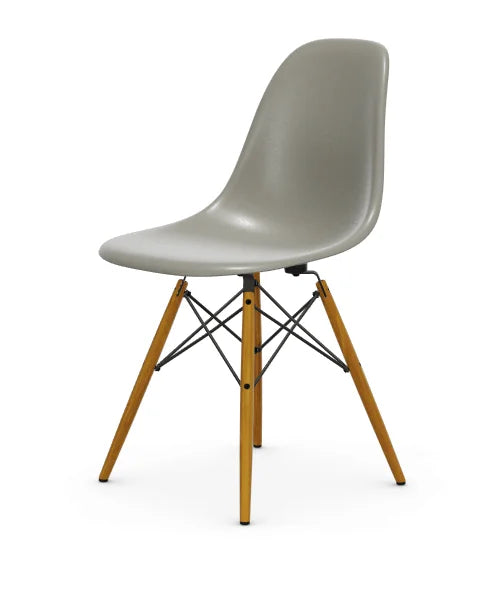 vitra Eames Fiberglass Side chair DSW - essen onderstel - raw umber