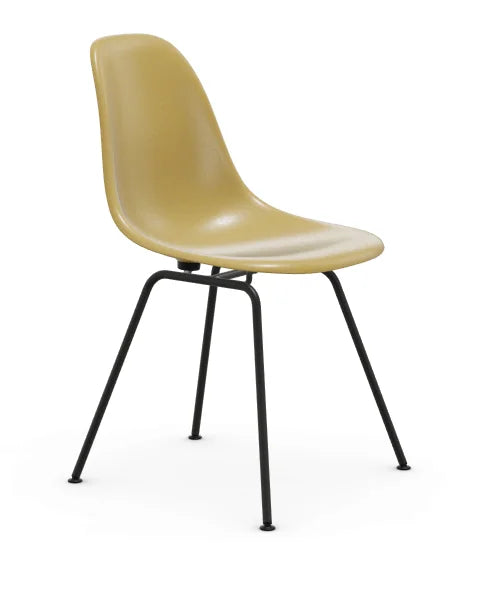 vitra Eames Fiberglass Side chair DSX - zwart onderstel - light ochre
