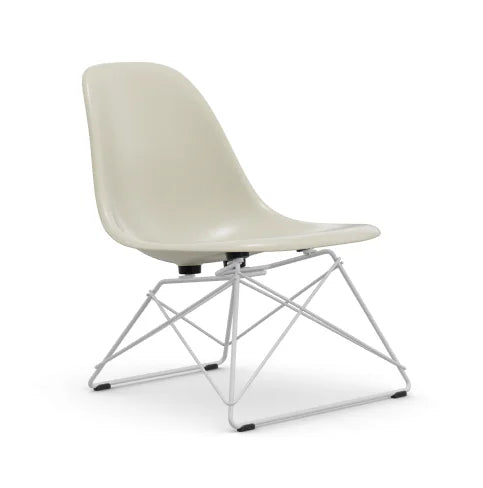 vitra Eames Fiberglass Side chair LSR - wit onderstel - parchment