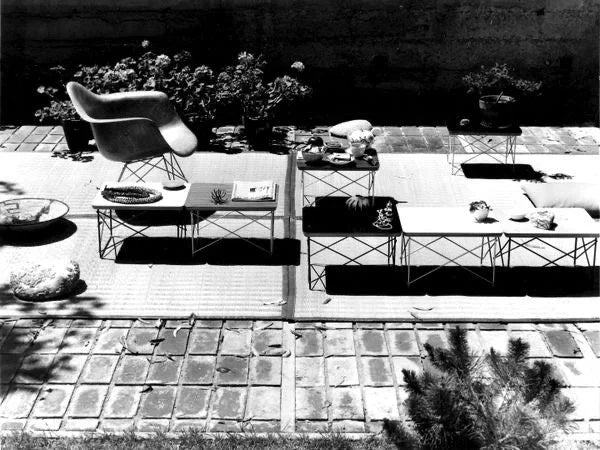 vitra Eames Occasional Table LTR - Carrara marmer