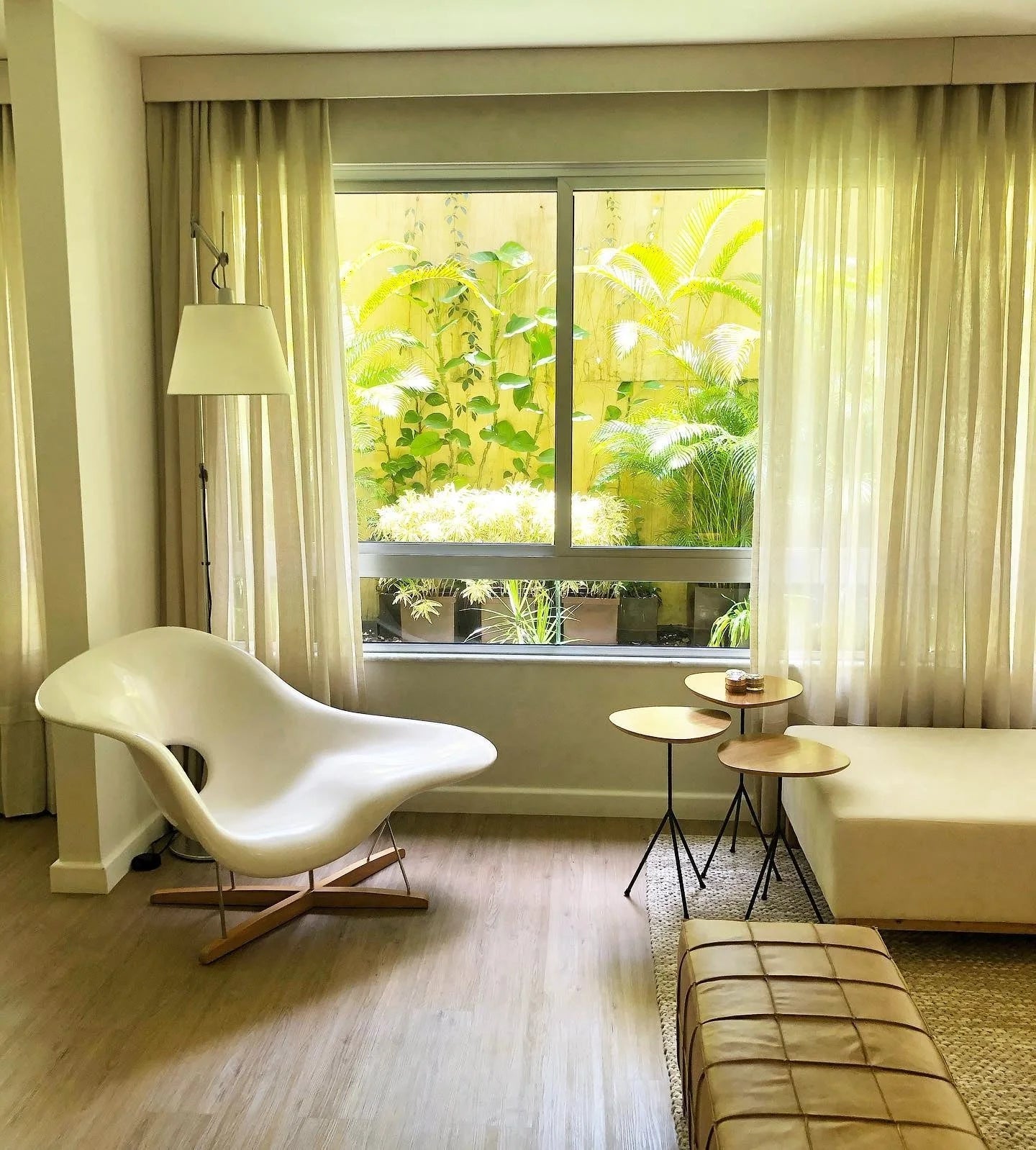 vitra loungestoel La Chaise - standaard