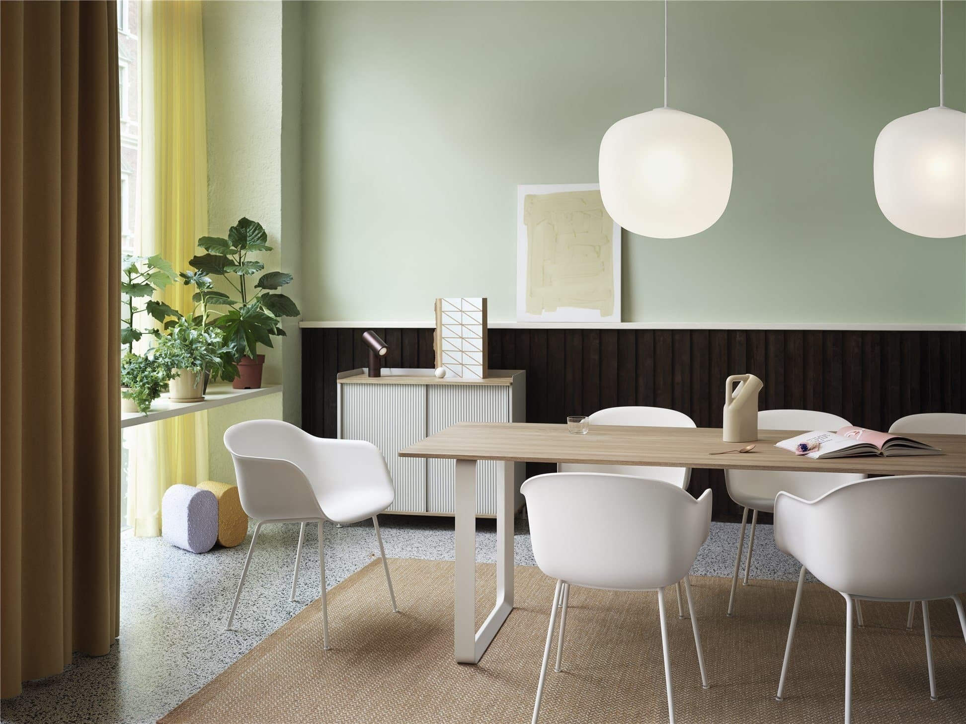 Muuto tafel 70/70 - 85 x 170 cm.