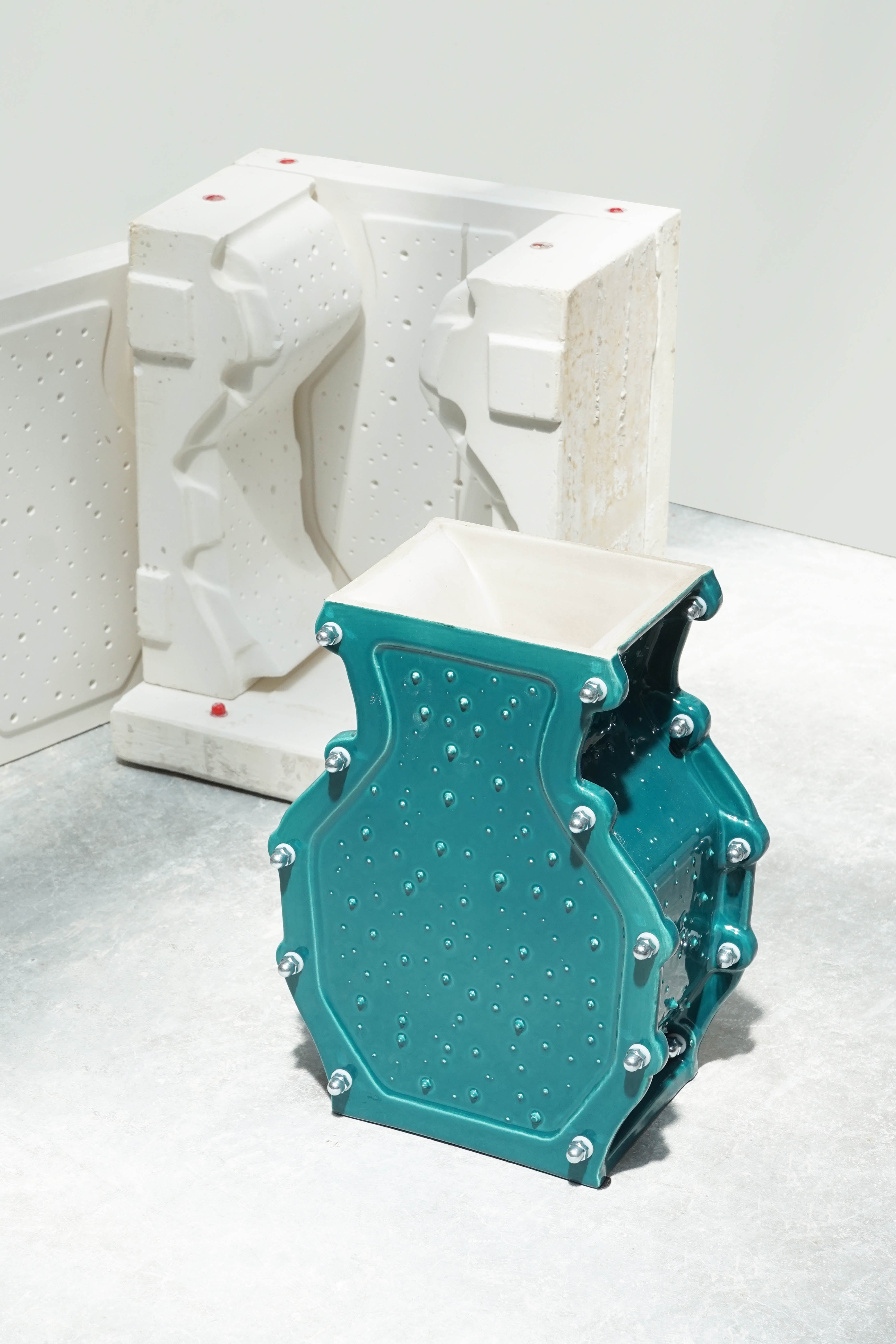 vaas Gear 'Chanching the Mould”