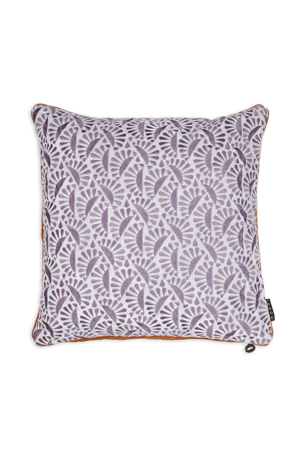 Woodblock Beetle sierkussen 50 x 50 cm.