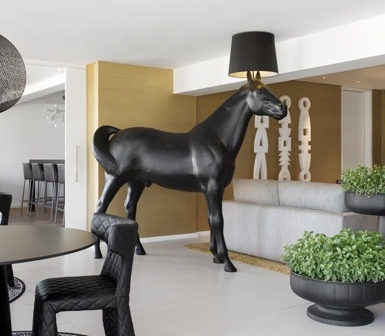 Moooi vloerlamp Horse - standaard