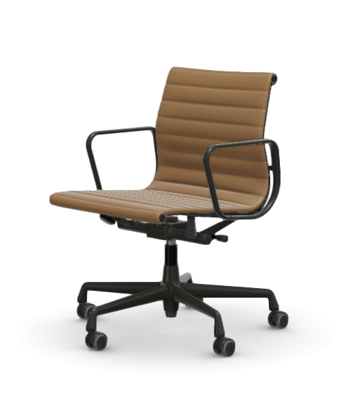 vitra Eames Aluminium Chair EA 118 - Work - leder - camel leder - gecoat diepzwart onderstel