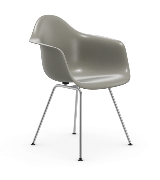 vitra Eames Fiberglass Armchair DAX - verchroomd - raw umber