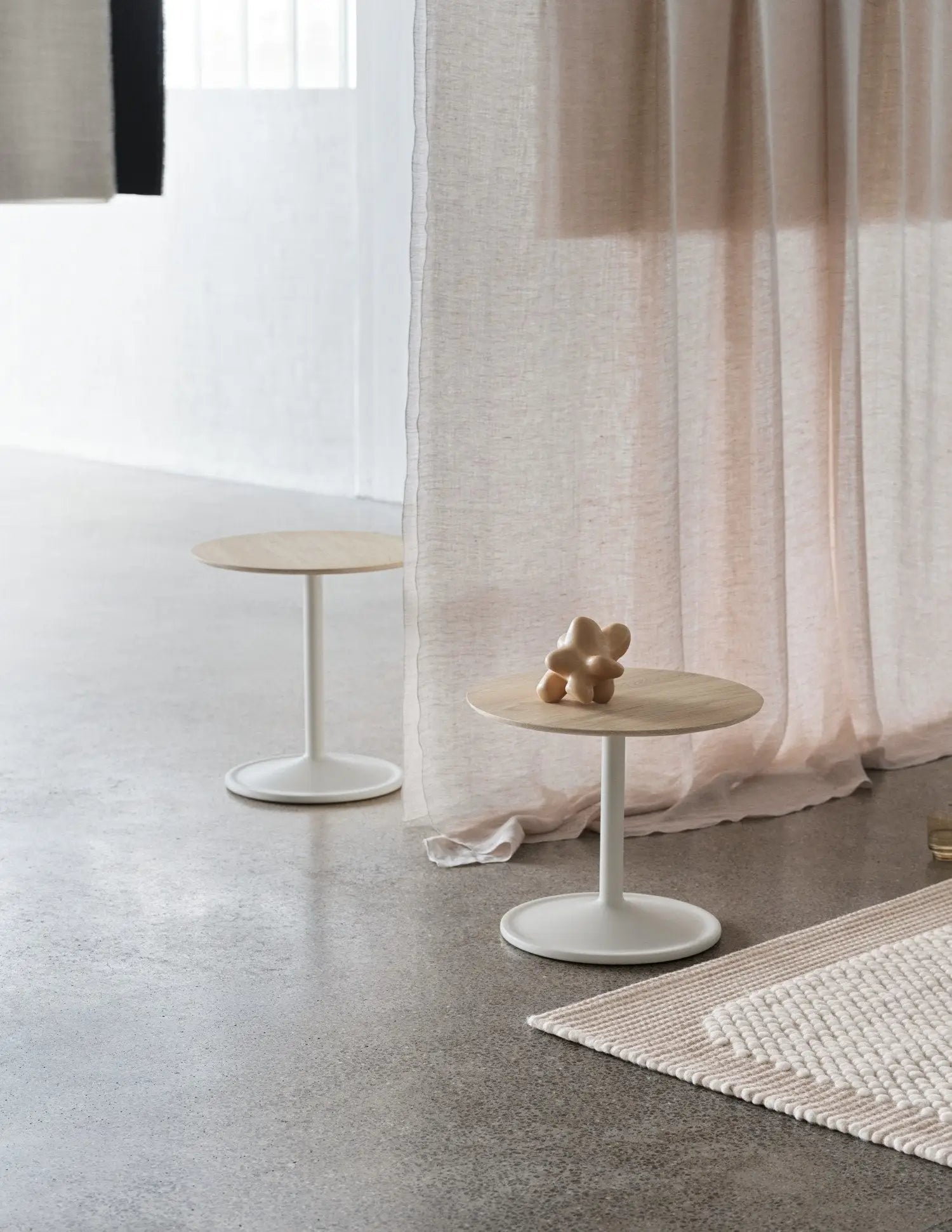 Muuto tafel Soft Side - Ø 48 cm.